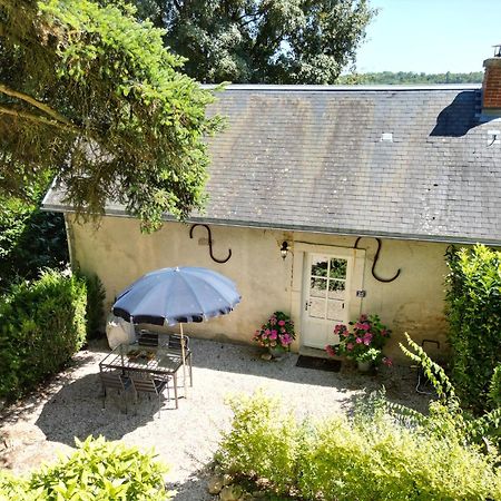 Charming Cottage In Chateau Les Roches Gardens Mont-Saint-Jean  Exterior photo